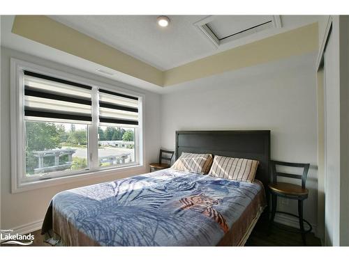 300-2 Anchorage Crescent, Collingwood, ON - Indoor Photo Showing Bedroom