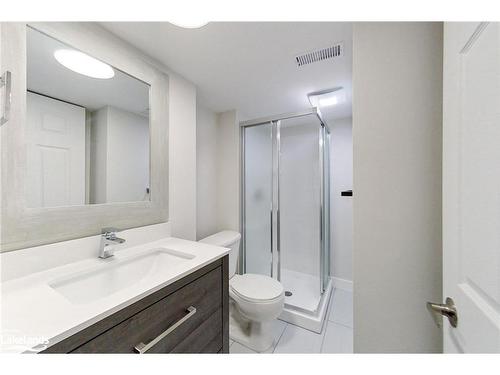 42 Courtice Crescent, Collingwood, ON - Indoor Photo Showing Bathroom