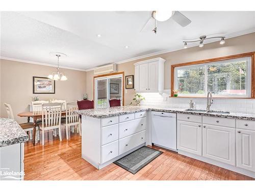 239 Oxbow Park Drive, Wasaga Beach, ON - Indoor Photo Showing Kitchen