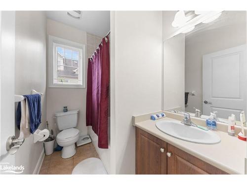 2 Loggers Gate, Wasaga Beach, ON - Indoor Photo Showing Bathroom