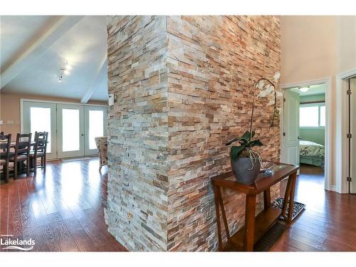 10 Sunset Court, Wasaga Beach, ON - Indoor With Fireplace