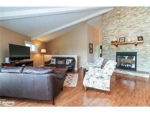 10 Sunset Court, Wasaga Beach, ON - Indoor Photo Showing Living Room With Fireplace