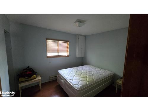 33 Houston Lane, Seguin, ON - Indoor Photo Showing Bedroom