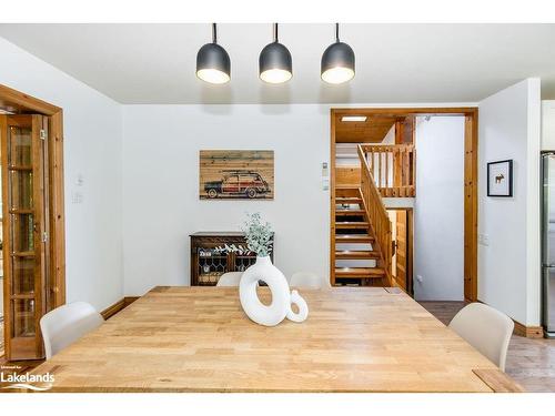 136 Hamlet Road, The Blue Mountains, ON - Indoor Photo Showing Dining Room