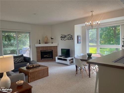 684 Johnston Park Avenue, Collingwood, ON - Indoor Photo Showing Living Room With Fireplace