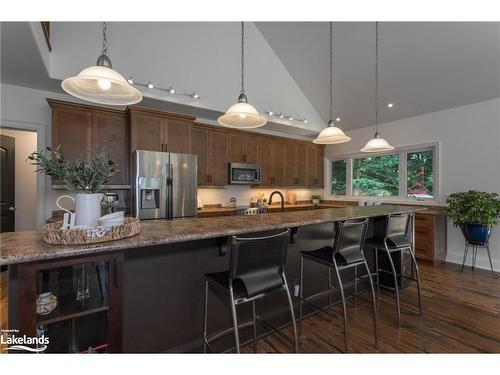 1477 Foreman Road, Port Carling, ON - Indoor Photo Showing Kitchen With Upgraded Kitchen