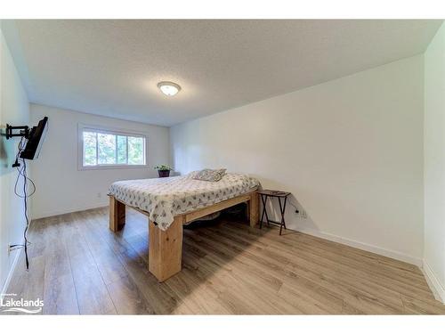 309 Balsam Street, Collingwood, ON - Indoor Photo Showing Other Room