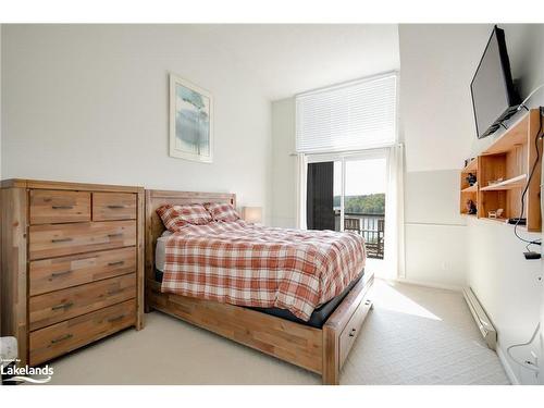 26-26 Turner Drive, Huntsville, ON - Indoor Photo Showing Bedroom