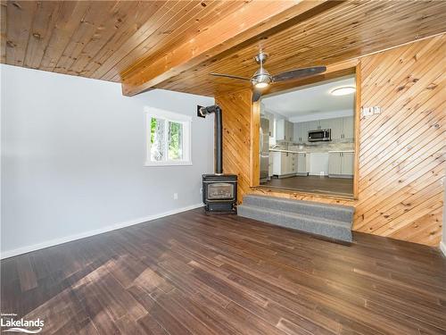 125 Oakwood Drive, Gravenhurst, ON - Indoor Photo Showing Other Room With Fireplace