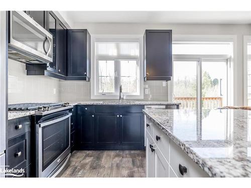 150 Yellow Birch Crescent, The Blue Mountains, ON - Indoor Photo Showing Kitchen With Upgraded Kitchen