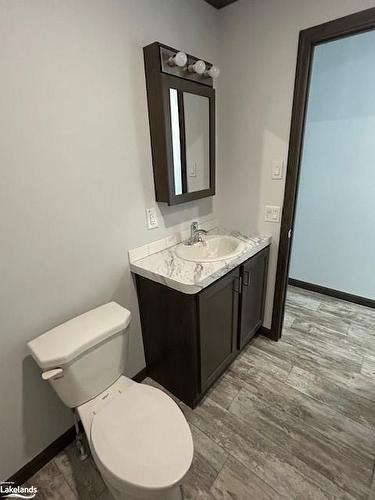 6-1701 Highway 11, Gravenhurst, ON - Indoor Photo Showing Bathroom