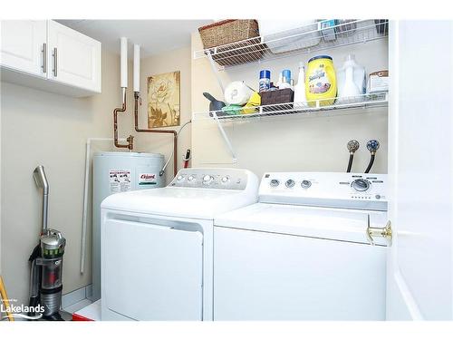 314-16 Raglan Street, Collingwood, ON - Indoor Photo Showing Laundry Room