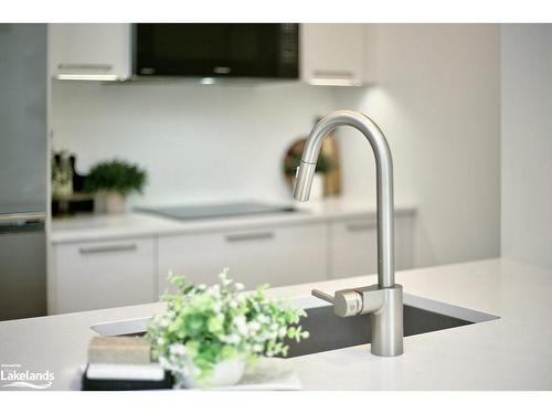 105-16 Beckwith Lane, The Blue Mountains, ON - Indoor Photo Showing Kitchen