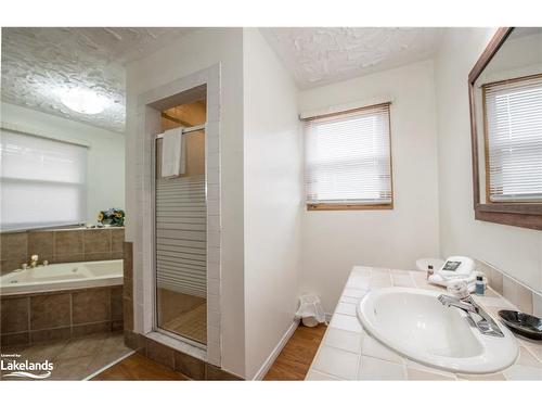 155 Settlers Way, The Blue Mountains, ON - Indoor Photo Showing Bathroom