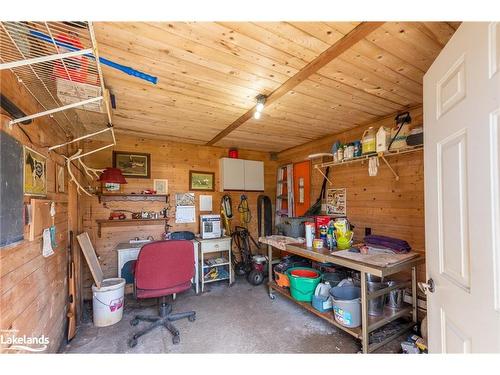 214 North Lancelot Road, Huntsville, ON - Indoor Photo Showing Other Room