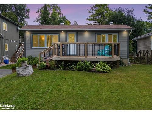 7 67Th Street N, Wasaga Beach, ON - Outdoor With Deck Patio Veranda