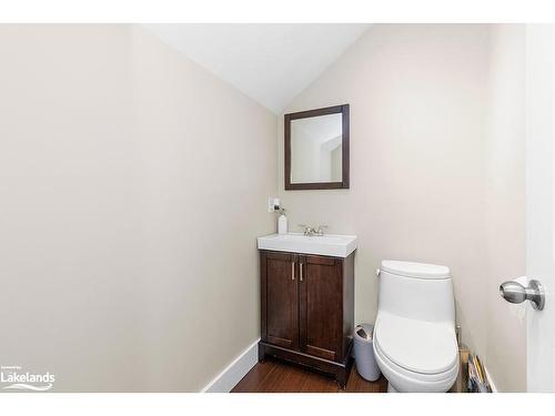 147 Carmichael Crescent, The Blue Mountains, ON - Indoor Photo Showing Bathroom