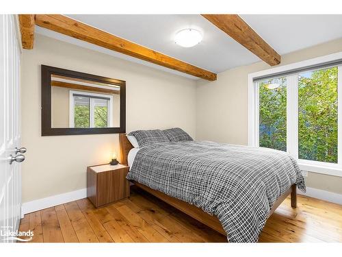 147 Carmichael Crescent, The Blue Mountains, ON - Indoor Photo Showing Bedroom