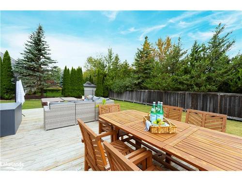 9840 Beachwood Road, Collingwood, ON - Outdoor With Deck Patio Veranda With Backyard