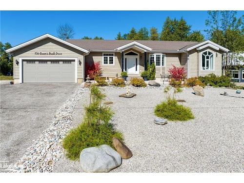 156 Queen'S Bush Road, Meaford Municipality, ON - Outdoor With Facade