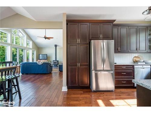 156 Queen'S Bush Road, Meaford Municipality, ON - Indoor Photo Showing Kitchen