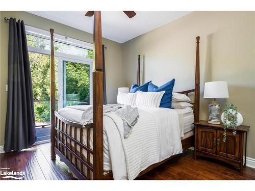 156 Queen'S Bush Road, Meaford Municipality, ON - Indoor Photo Showing Bedroom