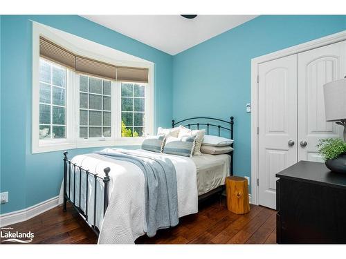 156 Queen'S Bush Road, Meaford Municipality, ON - Indoor Photo Showing Bedroom