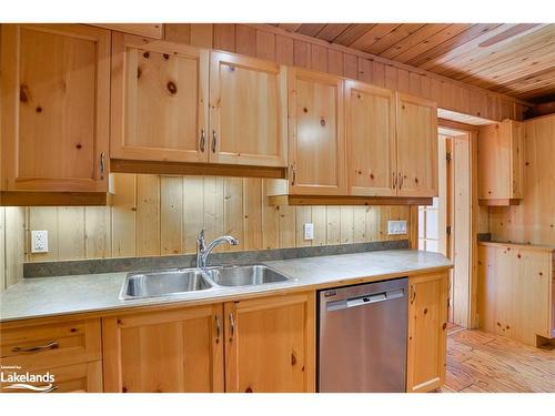 1159 Island Park Rd, Port Carling, ON - Indoor Photo Showing Kitchen With Double Sink