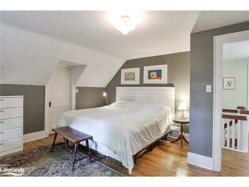 35 Cora Street E, Huntsville, ON - Indoor Photo Showing Bedroom