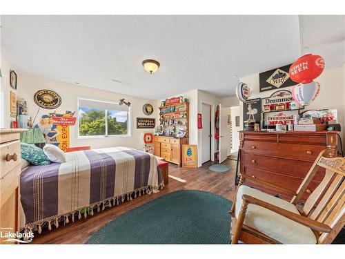 307-4 Beck Boulevard, Penetanguishene, ON - Indoor Photo Showing Bedroom