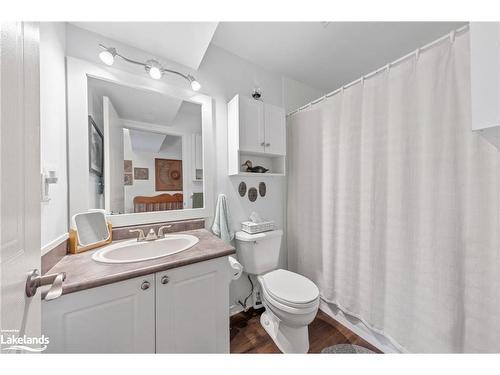 307-4 Beck Boulevard, Penetanguishene, ON - Indoor Photo Showing Bathroom