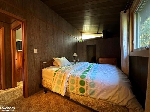 125 Woodland Park Road, The Blue Mountains, ON - Indoor Photo Showing Bedroom