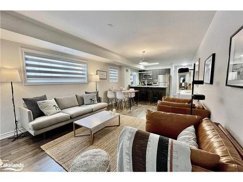 108-2 Cove Court, Collingwood, ON - Indoor Photo Showing Living Room