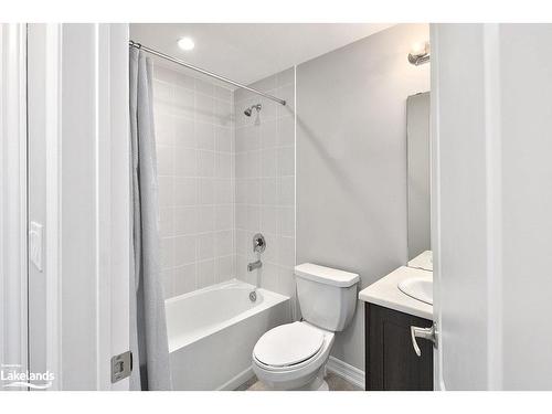 1 Kennedy Avenue, Collingwood, ON - Indoor Photo Showing Bathroom