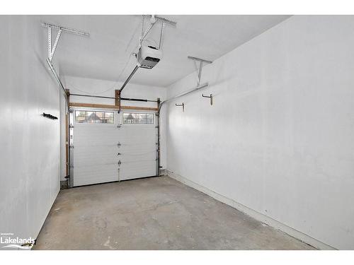 1 Kennedy Avenue, Collingwood, ON - Indoor Photo Showing Garage