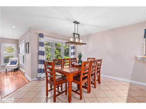 402 Mariners Way, Collingwood, ON - Indoor Photo Showing Dining Room