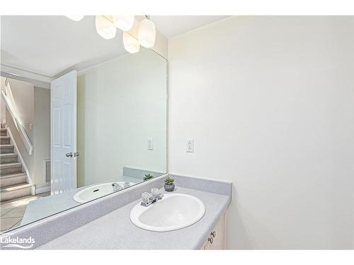 402 Mariners Way, Collingwood, ON - Indoor Photo Showing Bathroom