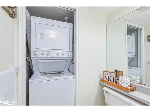 402 Mariners Way, Collingwood, ON - Indoor Photo Showing Laundry Room