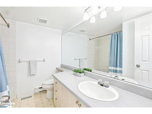 402 Mariners Way, Collingwood, ON - Indoor Photo Showing Bathroom