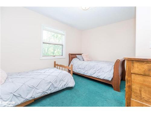 337 Ontario Street, Burk'S Falls, ON - Indoor Photo Showing Bedroom