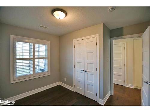 47 Chestnut Lane, Wasaga Beach, ON - Indoor Photo Showing Other Room