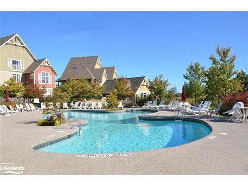 117-125 Fairway Court, Town Of Blue Mountains, ON - Outdoor With In Ground Pool