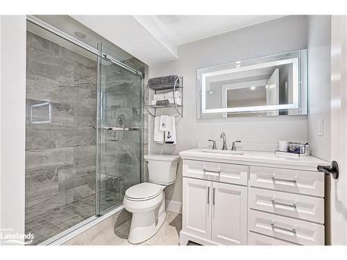 4 Clubhouse Drive, Collingwood, ON - Indoor Photo Showing Bathroom