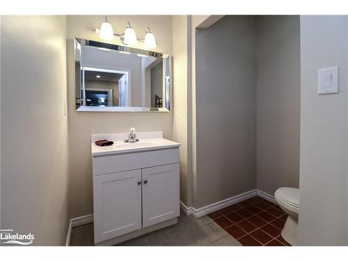 392 William Street, Victoria Harbour, ON - Indoor Photo Showing Bathroom