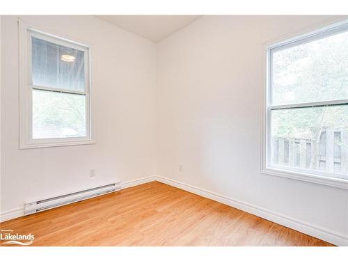 682 8Th Street, Owen Sound, ON - Indoor Photo Showing Other Room