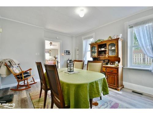 37 Chatham Street, Penetanguishene, ON - Indoor Photo Showing Dining Room