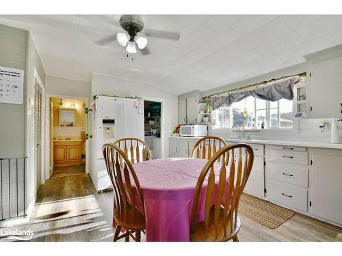 37 Chatham Street, Penetanguishene, ON - Indoor Photo Showing Dining Room