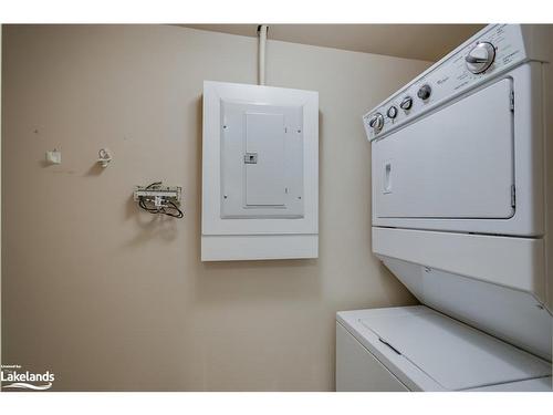 104-391 James Street W, Gravenhurst, ON - Indoor Photo Showing Laundry Room