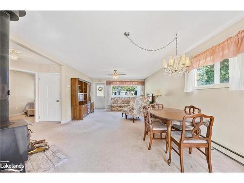 44 69Th Street N, Wasaga Beach, ON - Indoor Photo Showing Dining Room