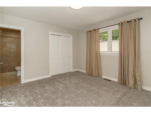 5 Fairlawn Boulevard, Bracebridge, ON - Indoor Photo Showing Other Room